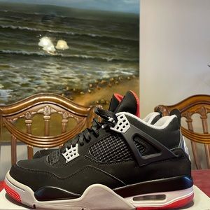 Jordan Retro 4 “breds”